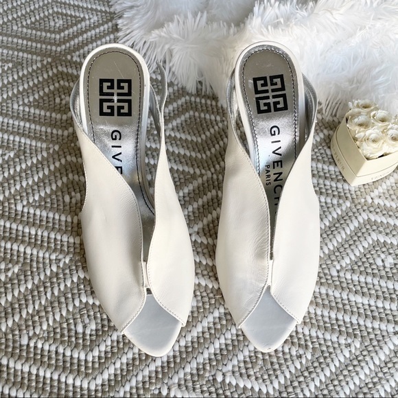 Givenchy Wing White Leather Sandals - Picture 7 of 15